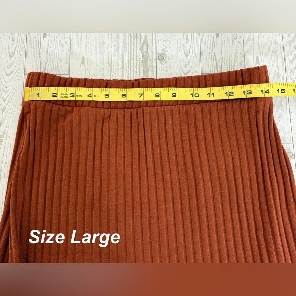Lost + Wander Ribbed Mini Skirt - Picture 12 of 13